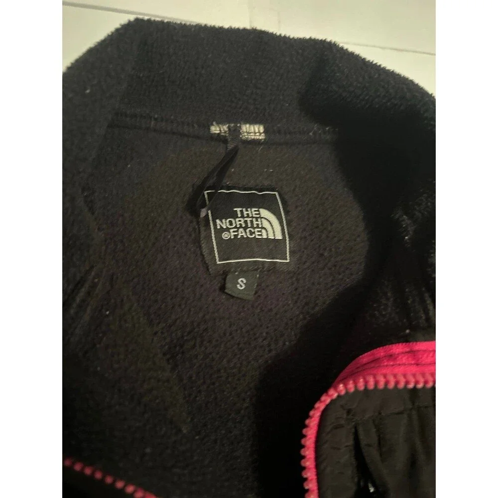 The North Face Women’s Denali 2.0 Black & Pink Full-Zip Fleece Jacket – Size Sma
